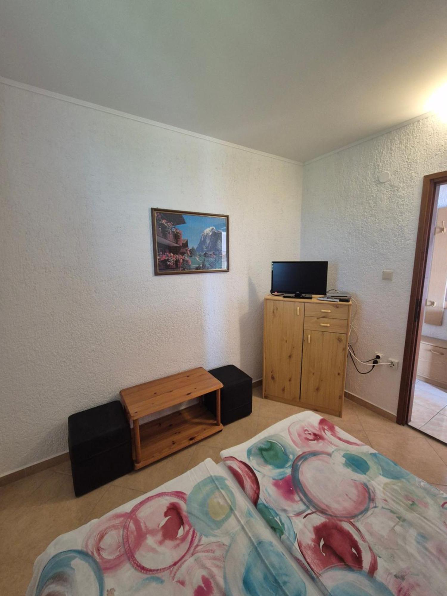 Apartmani Mira Supetarska Draga Exterior foto